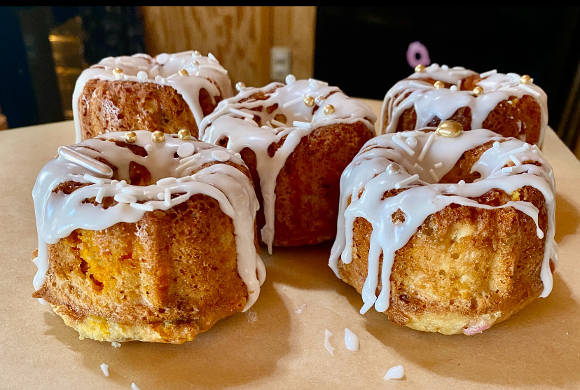 Custom mini cakes from Cottage Sweets Baking Co.